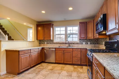 101 Beach Rd, Hampton, VA 23664 photo 9