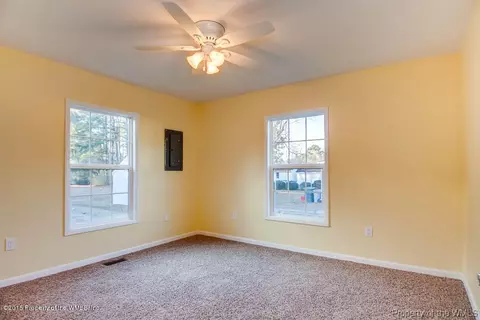101 Beach Rd, Hampton, VA 23664 photo 13