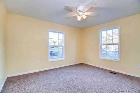 101 Beach Rd, Hampton, VA 23664 photo 17