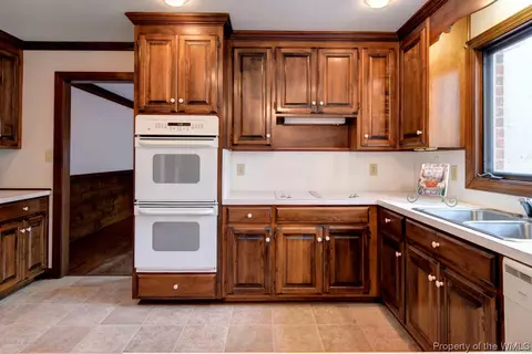 2 Ensigne Spence, Williamsburg, VA 23185 photo 8