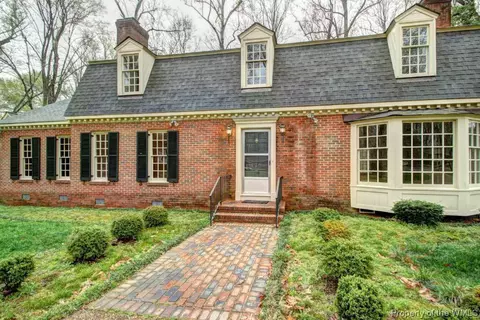 105 Sheriffs Pl, Williamsburg, VA 23185 photo 2