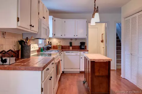197 The Maine, Williamsburg, VA 23185 photo 12