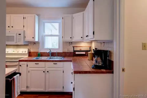 197 The Maine, Williamsburg, VA 23185 photo 13