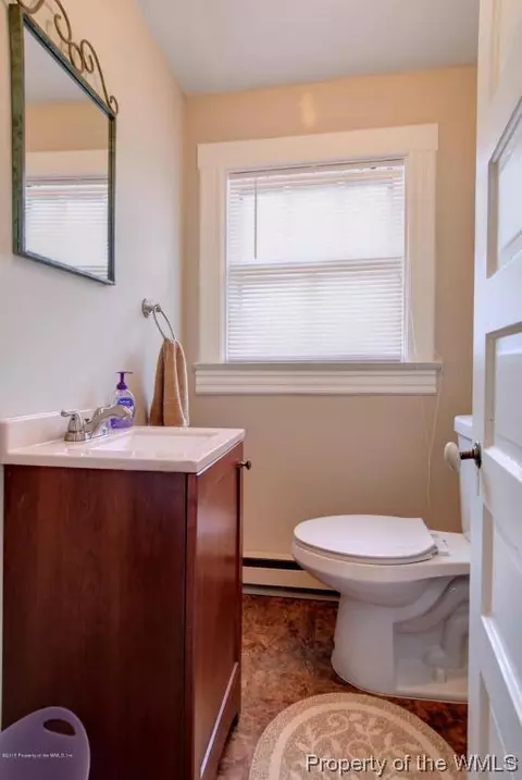 208 210 Lincoln St, Hampton, VA 23669 photo 10