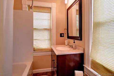 208 210 Lincoln St, Hampton, VA 23669 photo 14