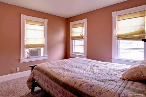 208 210 Lincoln St, Hampton, VA 23669 photo 15