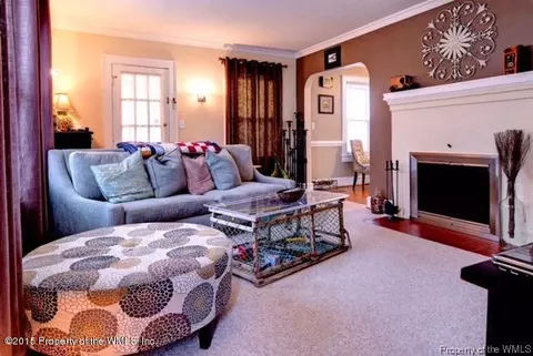 21 Magnolia Pl, Hampton, VA 23669 photo 4