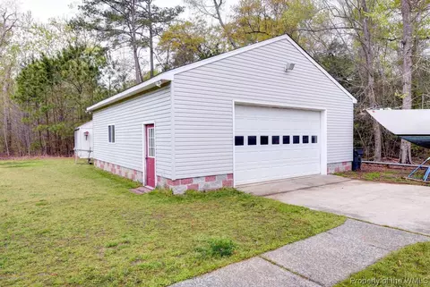 15645 River Bend Trl, Lanexa, VA 23089 photo 3
