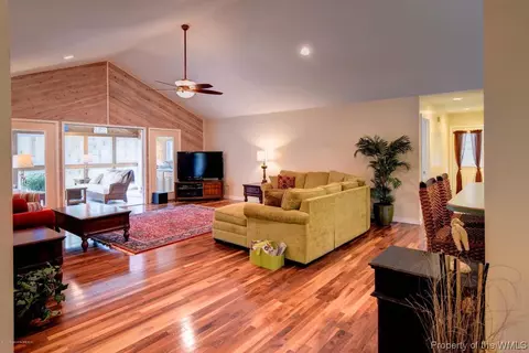 15645 River Bend Trl, Lanexa, VA 23089 photo 4