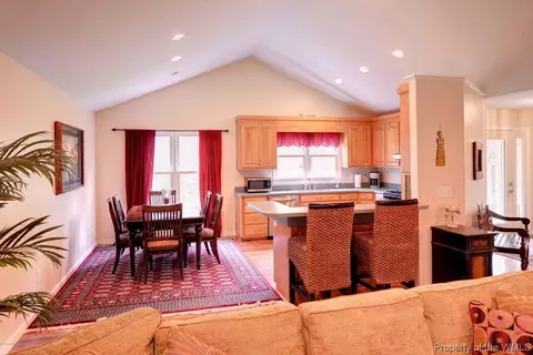 15645 River Bend Trl, Lanexa, VA 23089 photo 5