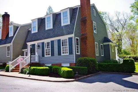 452 Tyler St, Williamsburg, VA 23185 photo 2