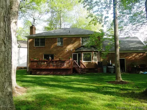 7 Honeysuckle Hl, Hampton, VA 23669 photo 14