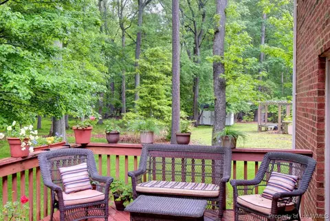 7 Honeysuckle Hl, Hampton, VA 23669 photo 32
