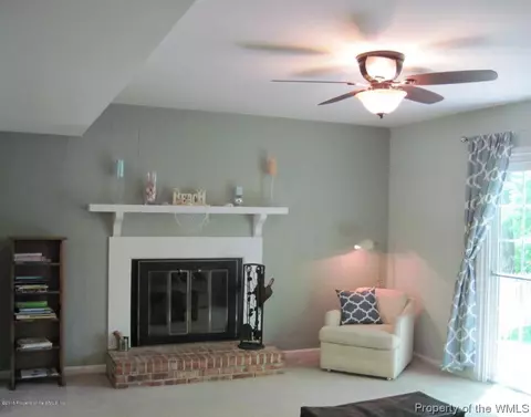 59 Apollo Dr, Hampton, VA 23669 photo 4