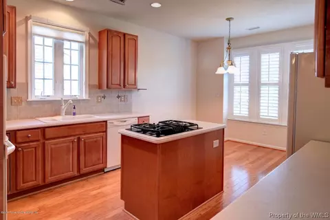 4689 Westhampton, Williamsburg, VA 23188 photo 5