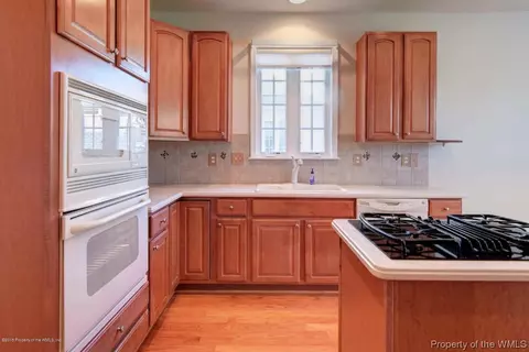 4689 Westhampton, Williamsburg, VA 23188 photo 8