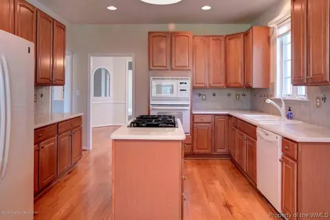 4689 Westhampton, Williamsburg, VA 23188 photo 6