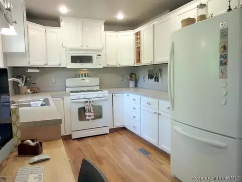 2906 E John Proctor, Williamsburg, VA 23185 photo 7