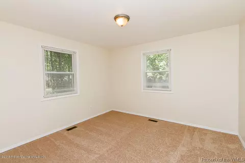 6413 Maple Rd, Quinton, VA 23141 photo 8