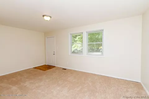 6413 Maple Rd, Quinton, VA 23141 photo 9