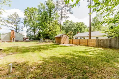 6413 Maple Rd, Quinton, VA 23141 photo 17