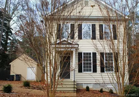 4 Braddock Ct, Williamsburg, VA 23185 photo 1