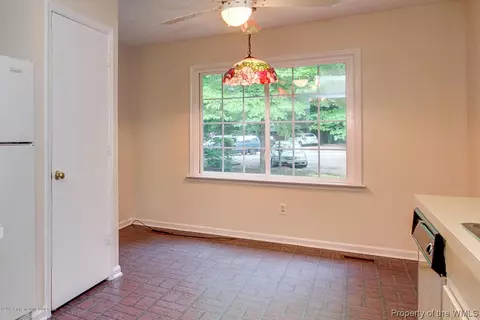 110 Fall E, Williamsburg, VA 23188 photo 12