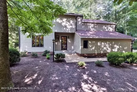 101 Peyton Rd, Williamsburg, VA 23185 photo 1