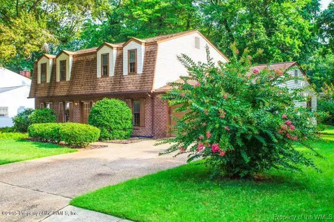 6 Danfield Cir, Hampton, VA 23666 photo 3