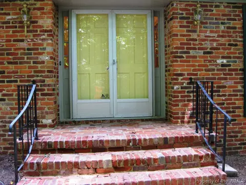 131 Rolfe Rd, Williamsburg, VA 23185 photo 2
