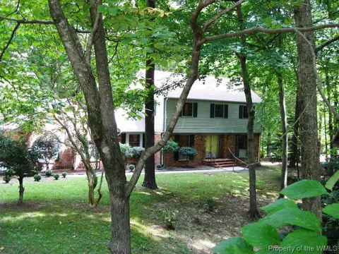 131 Rolfe Rd, Williamsburg, VA 23185 photo 1