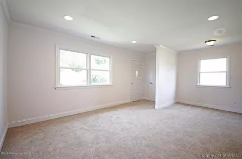 414 Celey St, Hampton, VA 23661 photo 11
