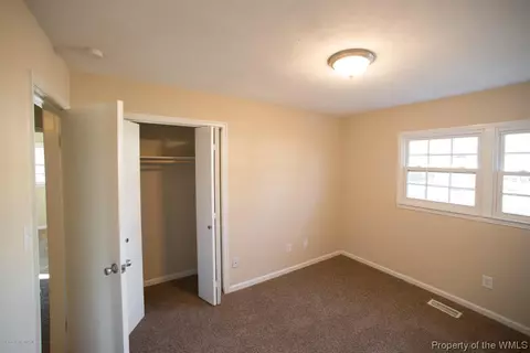 4 Springmeadow Ct, Hampton, VA 23666 photo 17