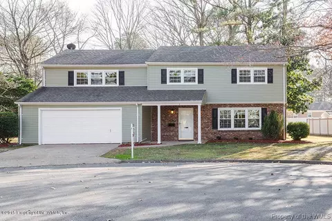 4 Springmeadow Ct, Hampton, VA 23666 photo 1