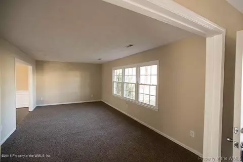 4 Springmeadow Ct, Hampton, VA 23666 photo 3