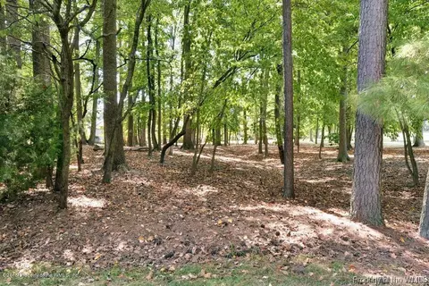 114 Warehams Pt, Williamsburg, VA 23185 photo 32