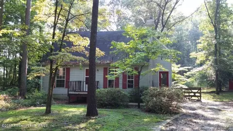 6329 Corbin Ct, Gloucester, VA 23061 photo 1