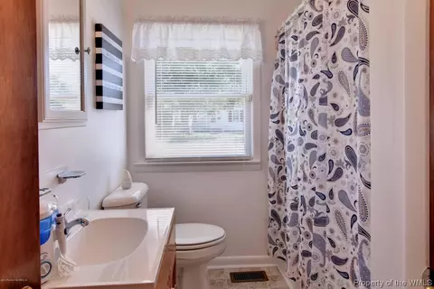 381 Dewey Ave, Hampton, VA 23661 photo 21