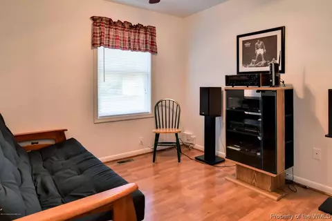 381 Dewey Ave, Hampton, VA 23661 photo 19