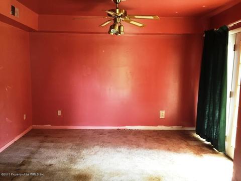 599 W 2nd Ave, Franklin, VA 23851 photo 6