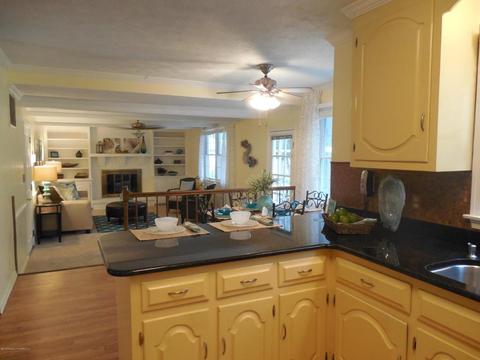 312 Riverside Dr, Hampton, VA 23669 photo 10