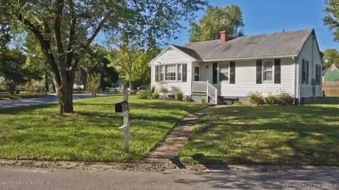 540 E Maynor Dr, Williamsburg, VA 23185 photo 2