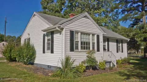 540 E Maynor Dr, Williamsburg, VA 23185 photo 3