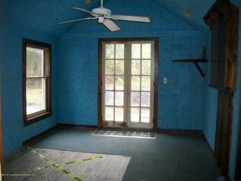 6436 Ware Point Rd, Gloucester, VA 23061 photo 6