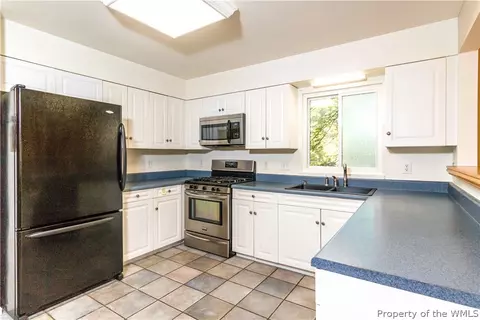 127 Sharps Rd, Williamsburg, VA 23188 photo 6