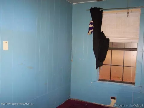 1397 Greys Point Rd, Topping, VA 23169 photo 13
